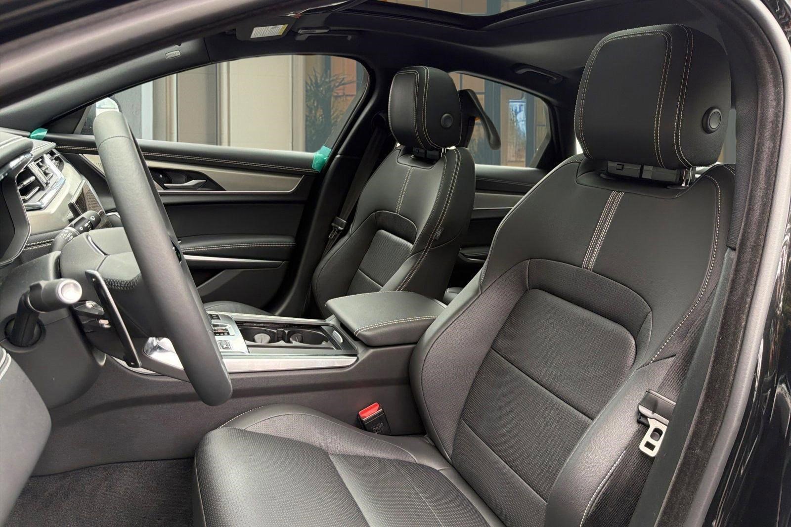New 2024 Jaguar XF R-Dynamic SE AWD/4WD image 5