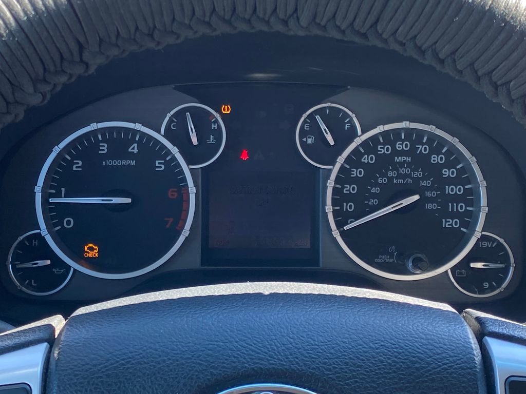 Used 2014 Toyota Tundra SR5 w/ SR5 Upgrade Package image 22