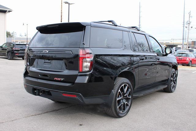 Used 2024 Chevrolet Suburban RST w/ Luxury Package AWD/4WD image 42