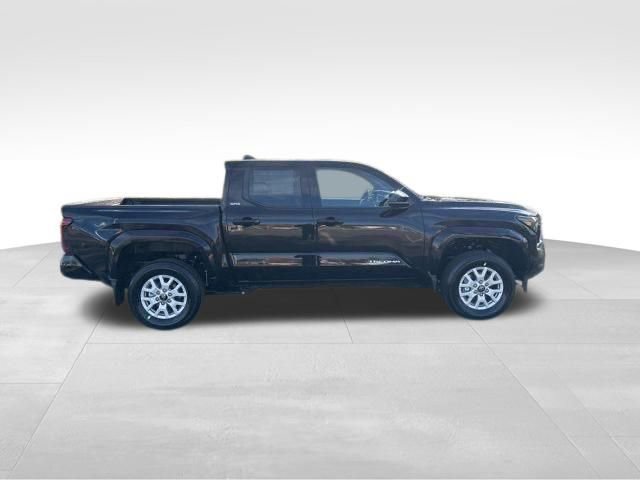 New 2026 Toyota Tacoma SR5 image 7
