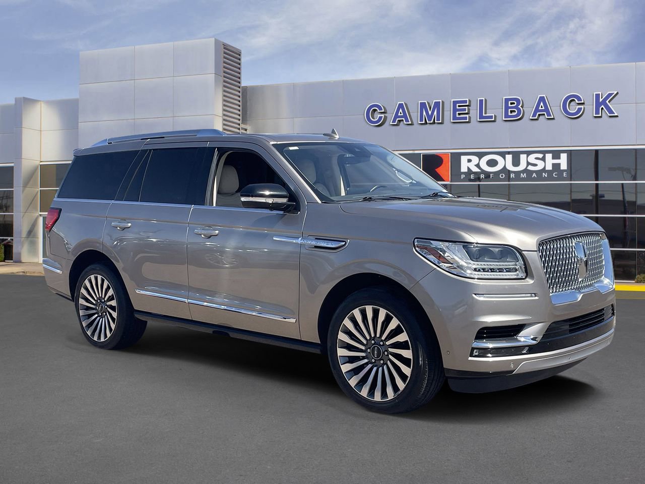 Used 2020 Lincoln Navigator Reserve w/ Luxury Package AWD/4WD image 8