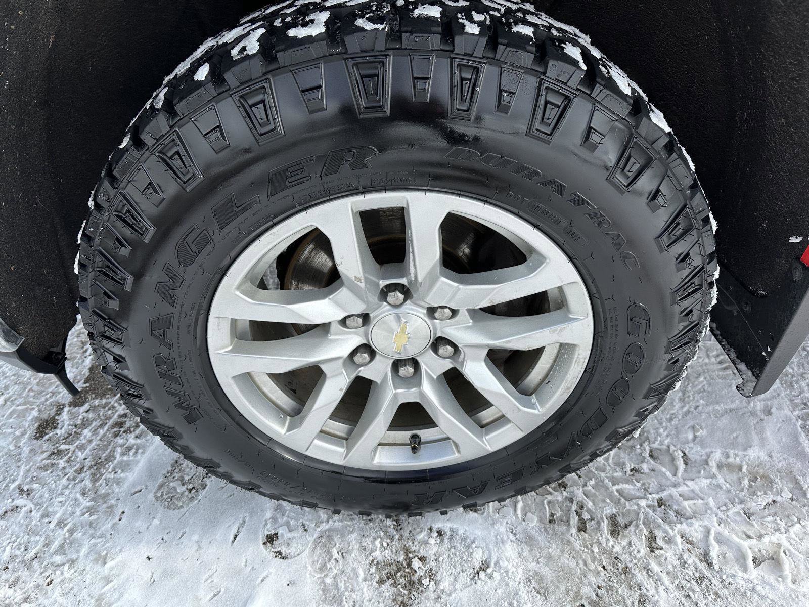 Used 2019 Chevrolet Silverado 1500 LT w/ All-Star Edition image 12