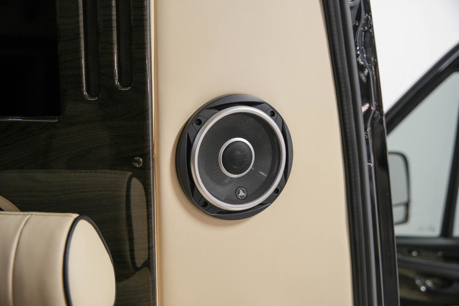 Used 2020 Mercedes-Benz Sprinter 3500 image 62