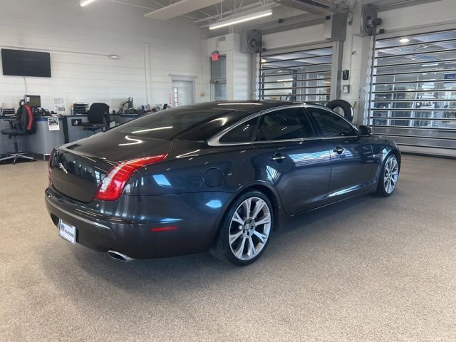 Used 2012 Jaguar XJ L image 5