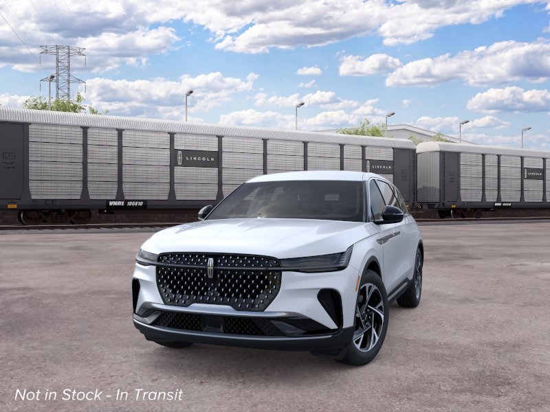 New 2026 Lincoln Nautilus Premier AWD/4WD image 2