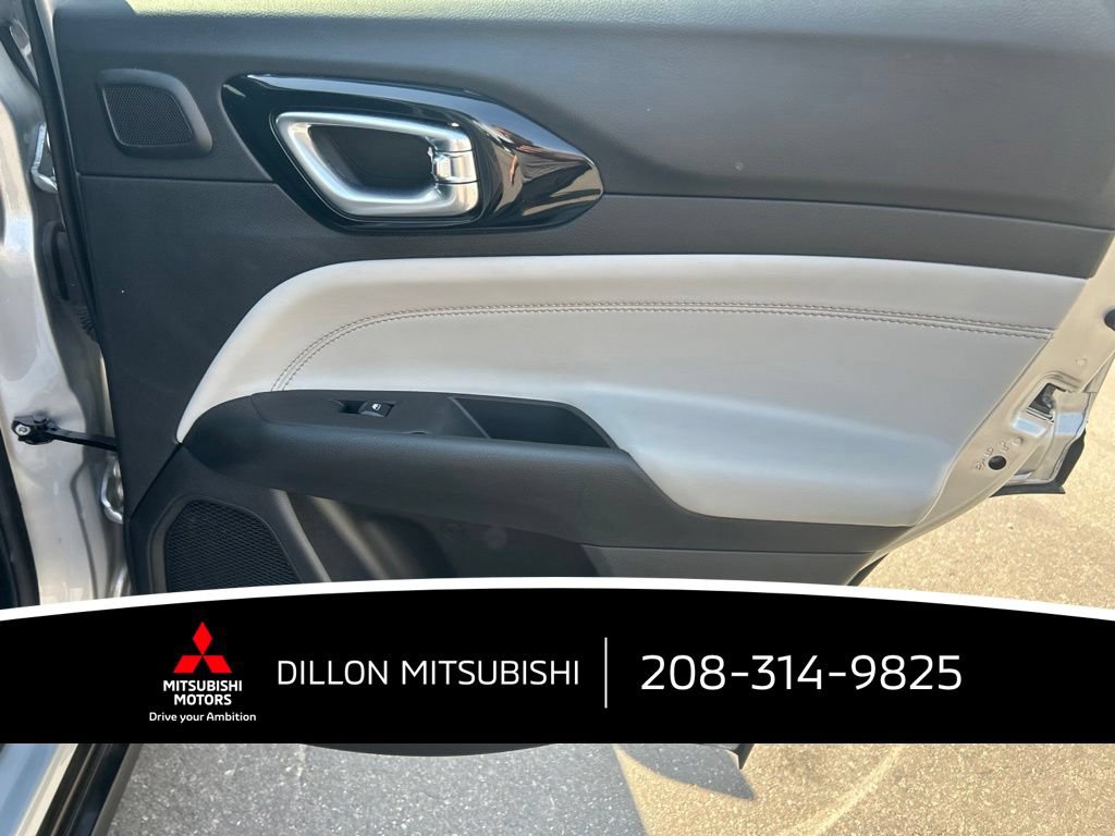 Used 2025 Jeep Compass Limited w/ Elite Group AWD/4WD image 13