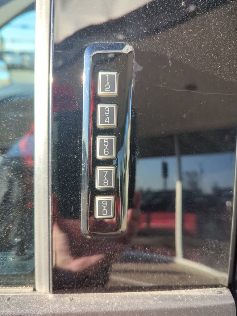 Used 2019 Ford F150 XLT w/ Equipment Group 302A Luxury image 17