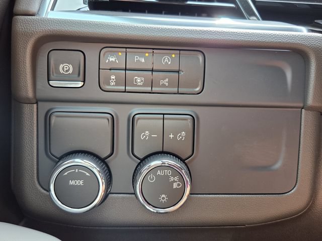 New 2026 Chevrolet Suburban LS w/ LPO, Dark Essentials Package RWD image 13