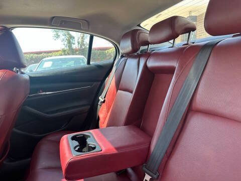 Used 2022 MAZDA MAZDA3 s FWD image 13