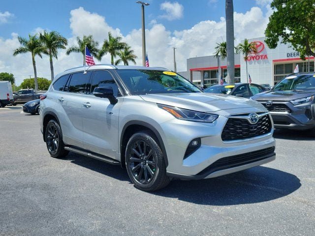 Used 2023 Toyota Highlander Platinum AWD/4WD image 31