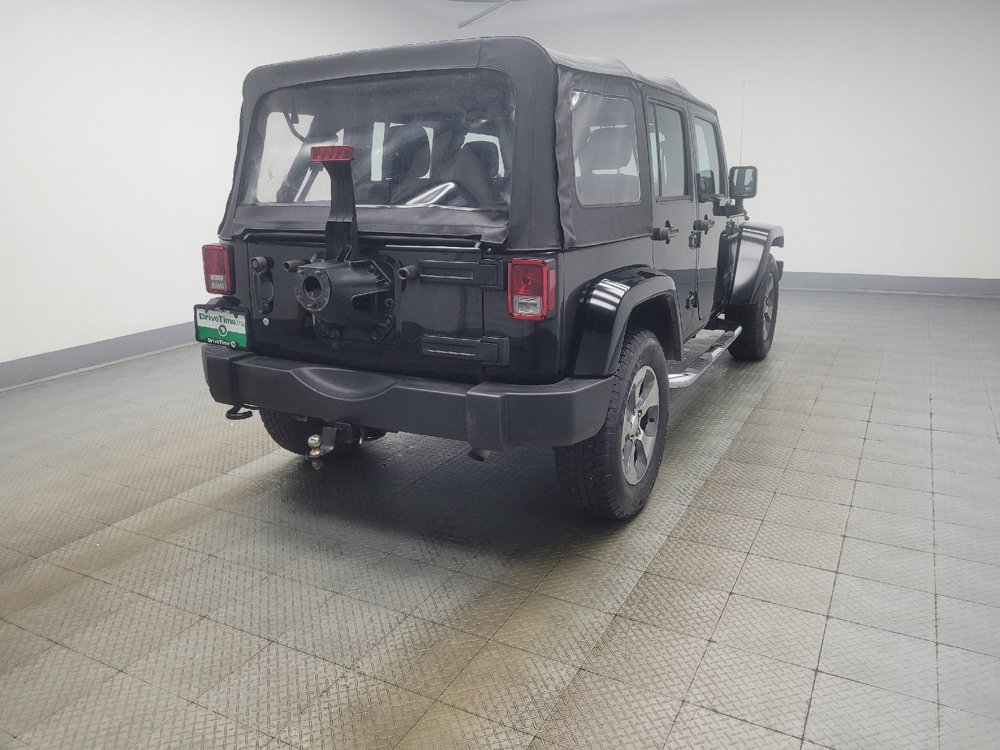 Used 2015 Jeep Wrangler Unlimited Sport w/ Connectivity Group AWD/4WD image 9