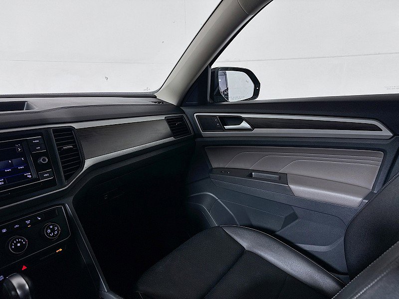 Used 2023 Volkswagen Atlas SE image 23