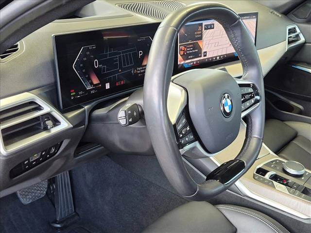 Used 2025 BMW 330i Sedan RWD image 9