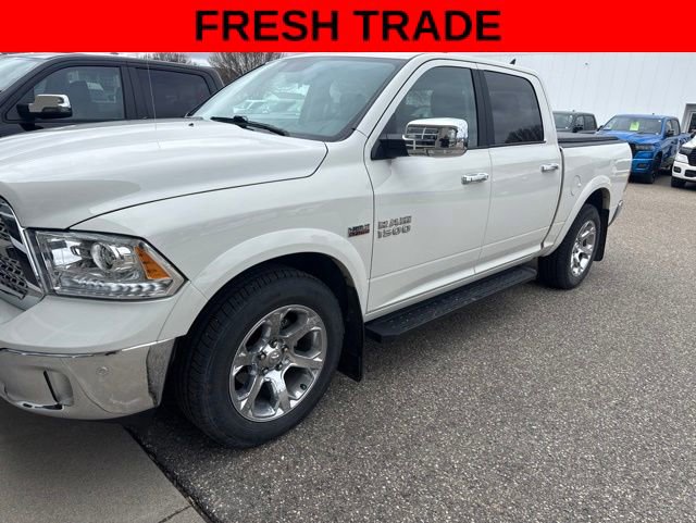 Used 2017 RAM 1500 Laramie w/ Convenience Group AWD/4WD image 6