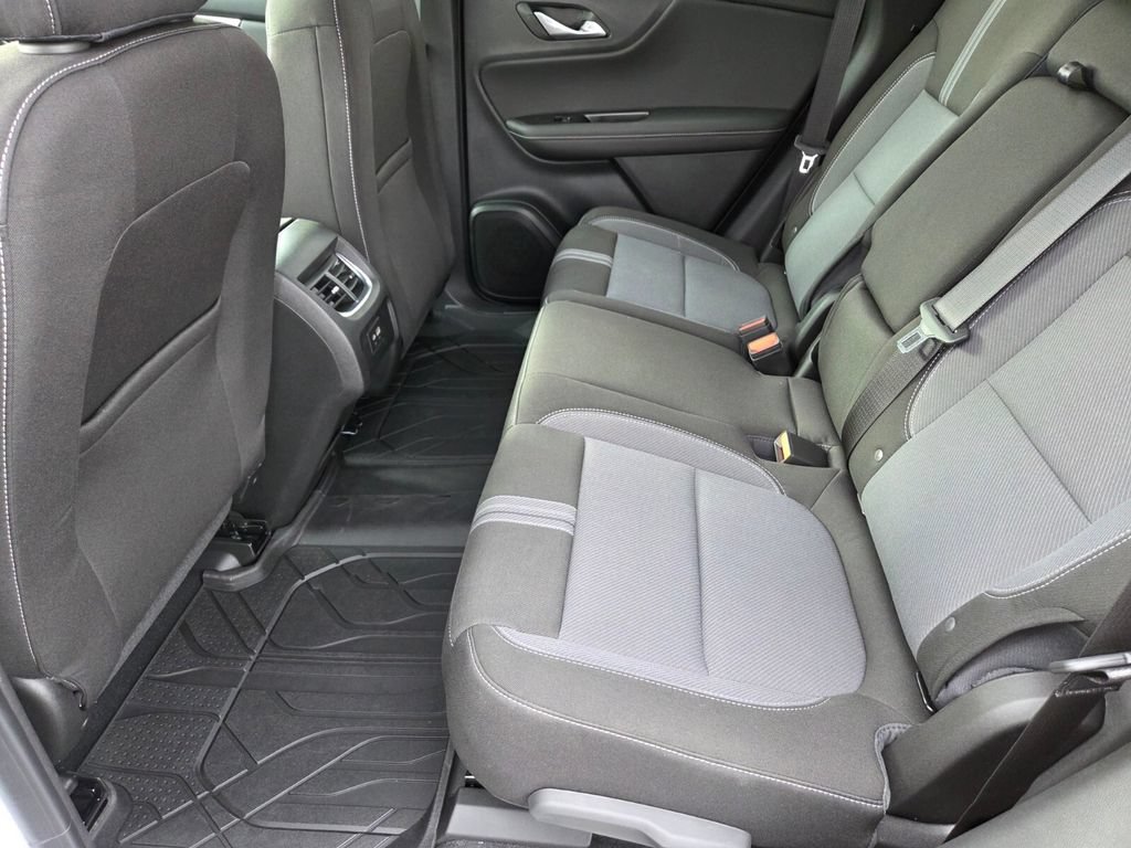 New 2025 Chevrolet Blazer LT w/ Convenience Package FWD image 7