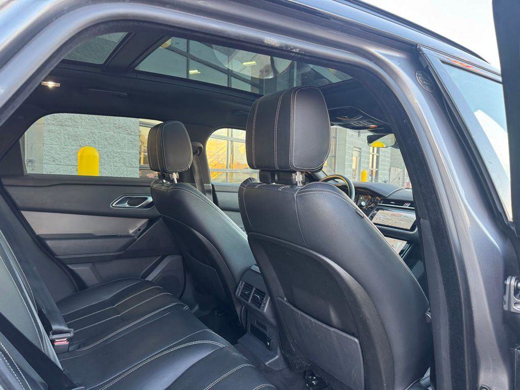 Used 2020 Land Rover Range Rover Velar S image 43