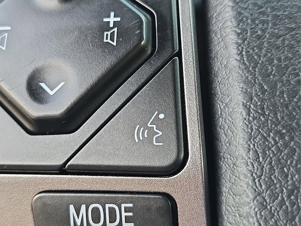 Used 2017 Toyota Tacoma SR5 w/ Tow Package image 24