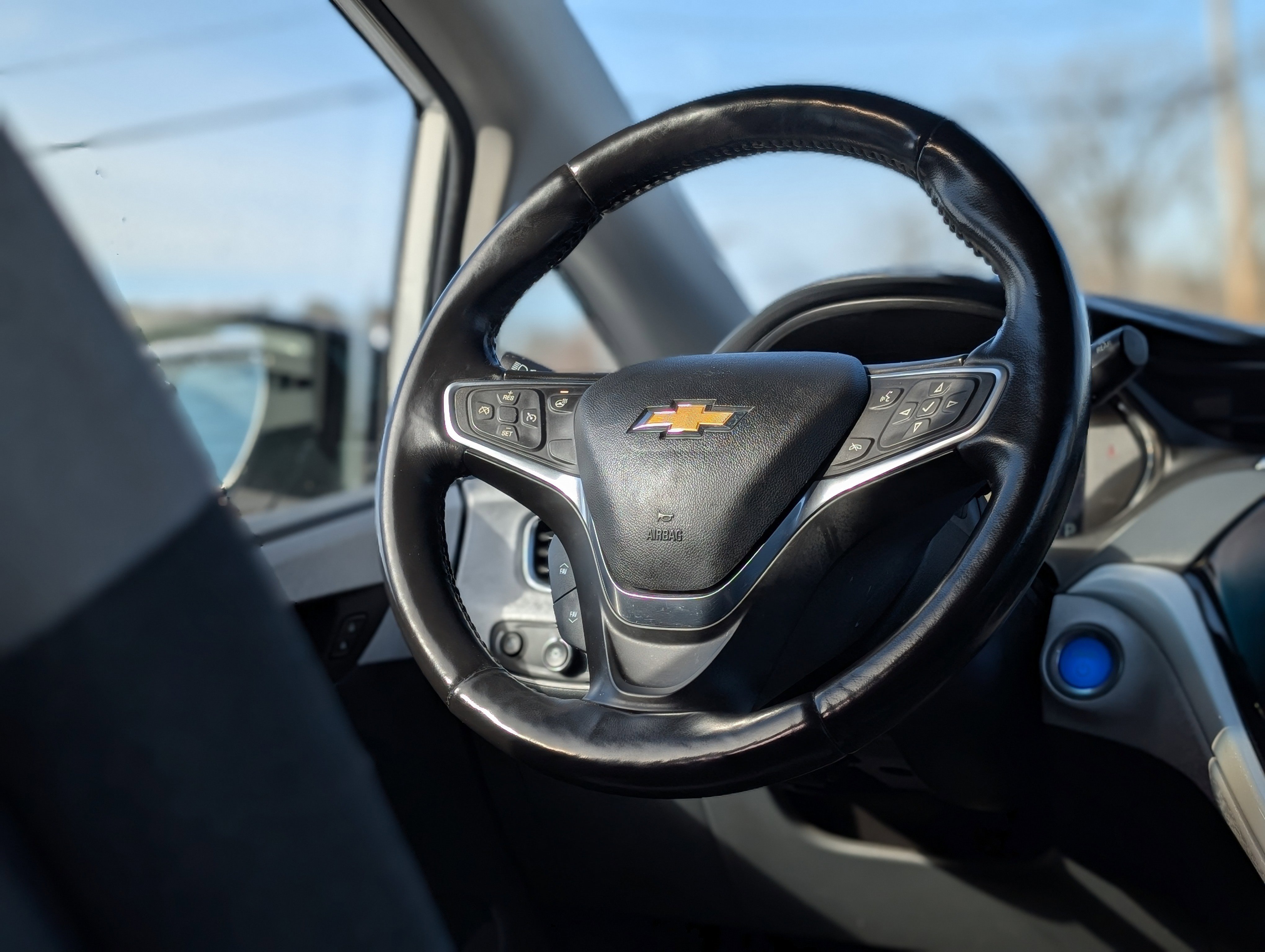 Used 2017 Chevrolet Bolt LT image 15