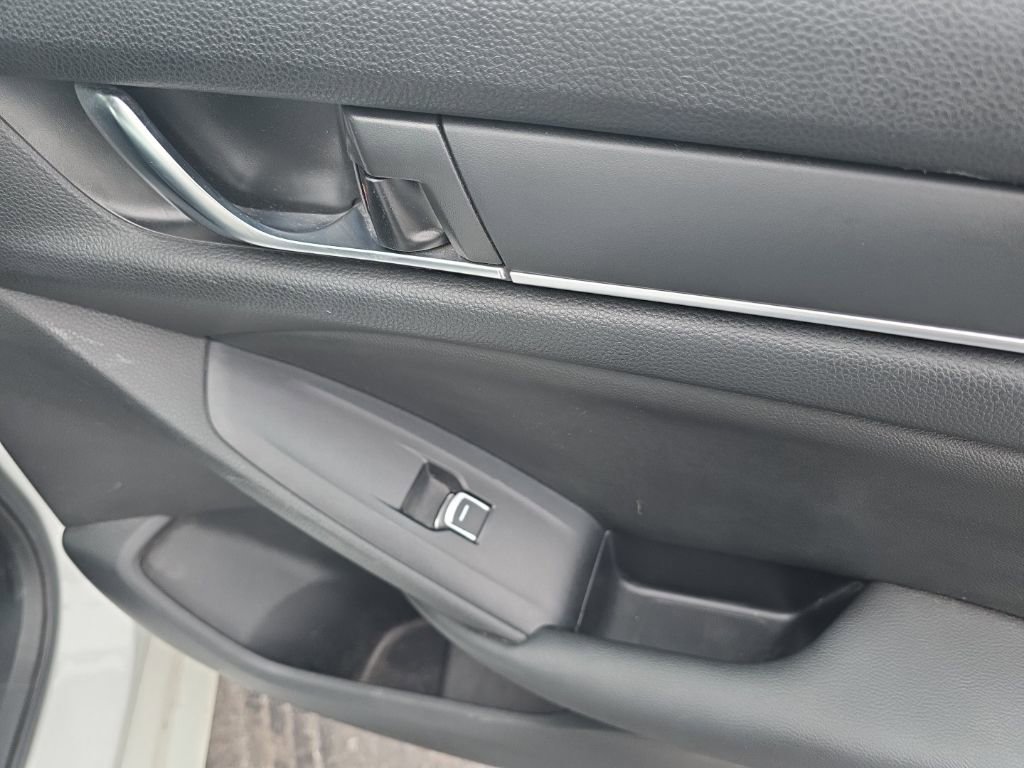 Used 2021 Honda Accord LX image 36