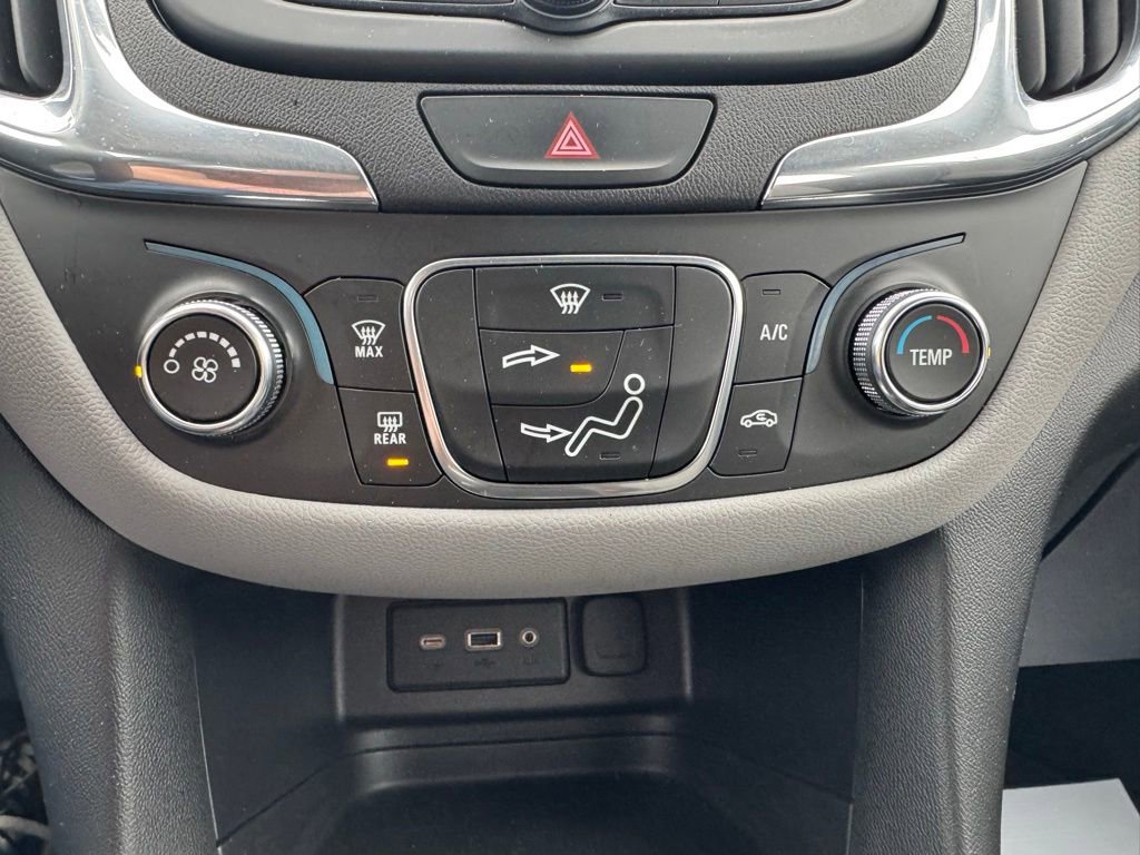 Used 2020 Chevrolet Equinox LS FWD image 18