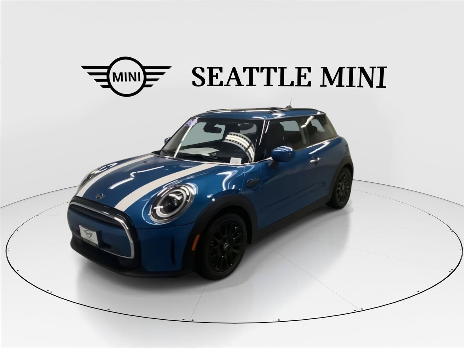 Certified 2024 MINI Cooper 2-Door Hardtop FWD image 5