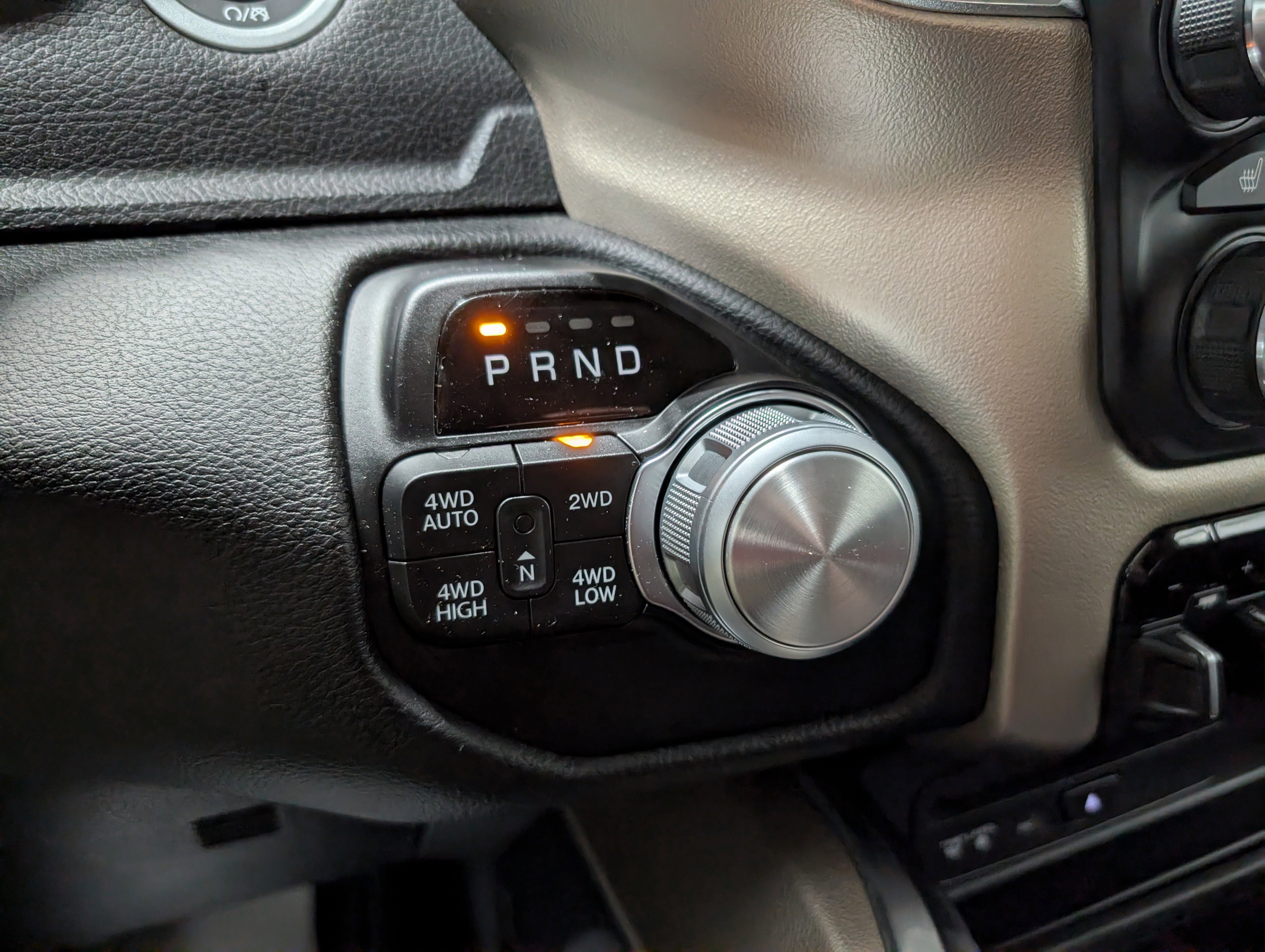 Used 2019 RAM 1500 Laramie image 29