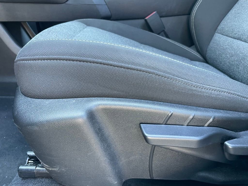 Used 2025 GMC Terrain Elevation image 11