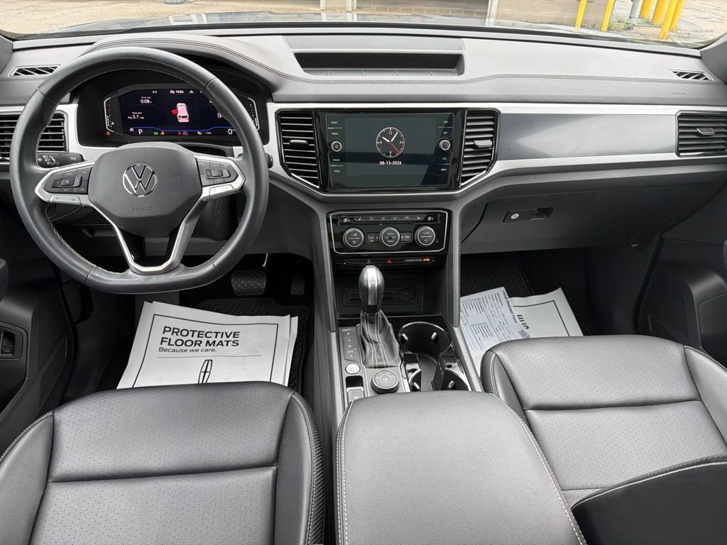 Used 2021 Volkswagen Atlas Cross Sport SEL AWD/4WD image 2