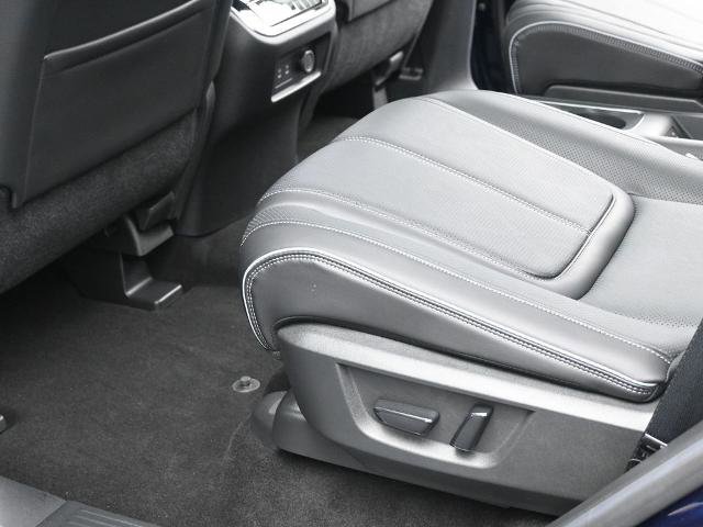 Certified 2025 INFINITI QX80 Sensory image 17