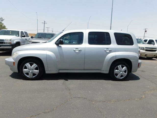Used 2009 Chevrolet HHR LS image 4