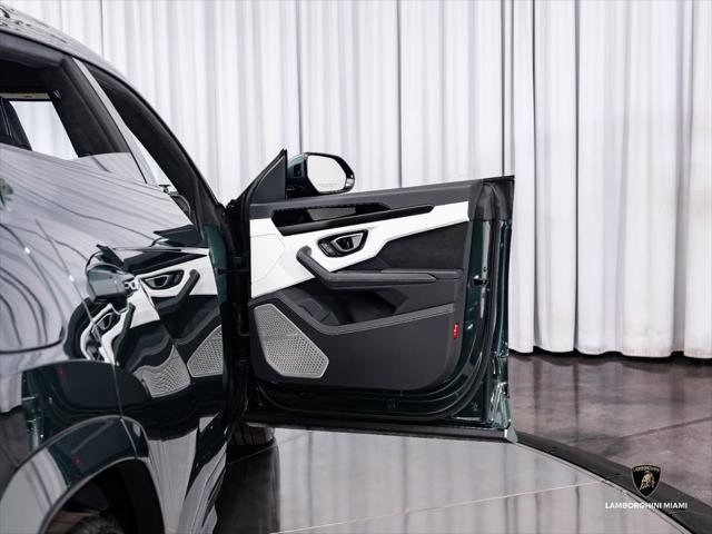 Used 2024 Lamborghini Urus S AWD/4WD image 20
