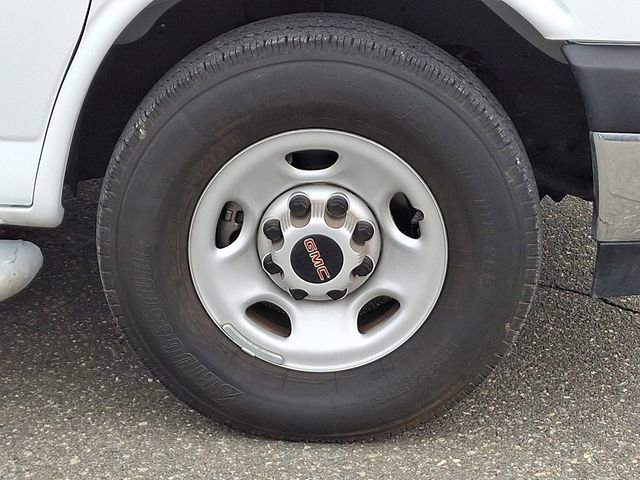 Used 2024 GMC Savana 2500 w/ Driver Convenience Package image 29