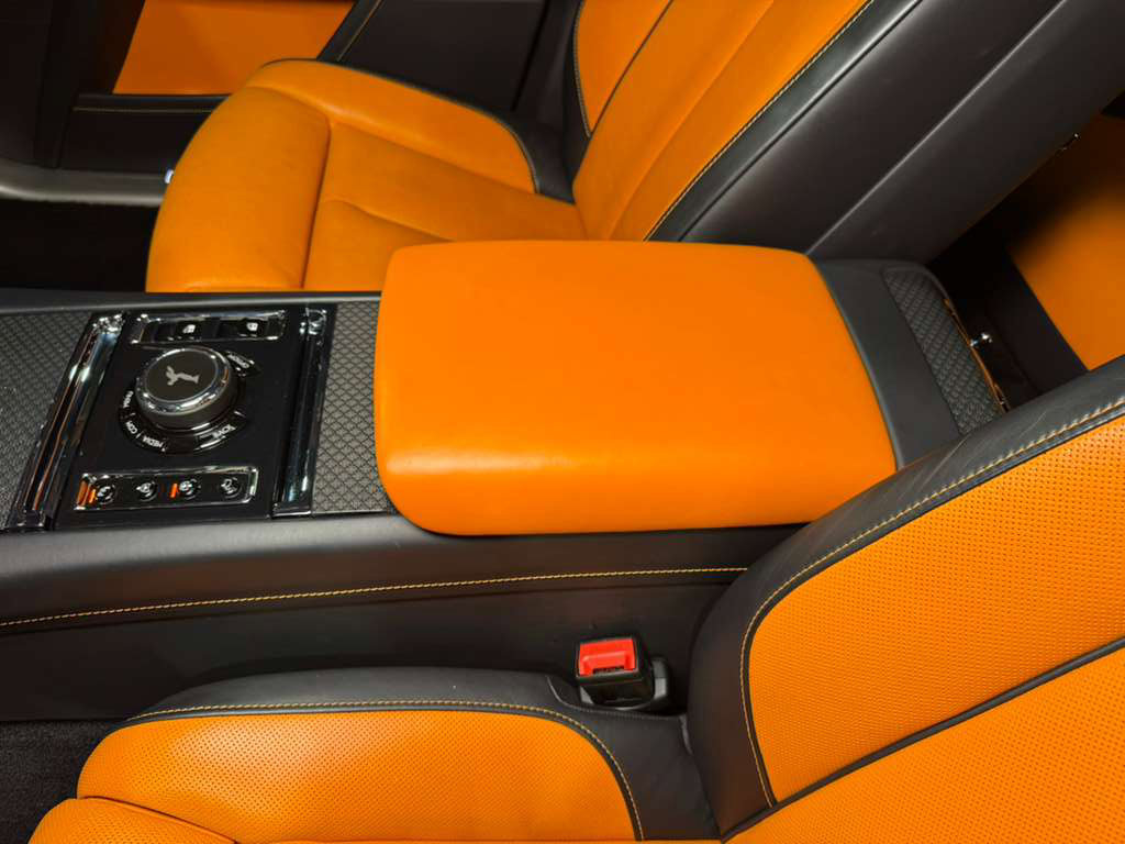 Used 2022 Rolls-Royce Ghost Black Badge image 31