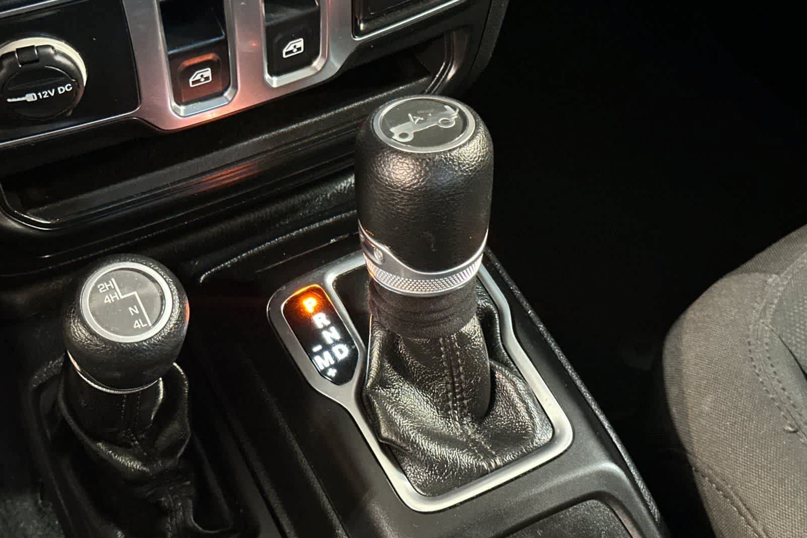 Used 2018 Jeep Wrangler Sport AWD/4WD image 23