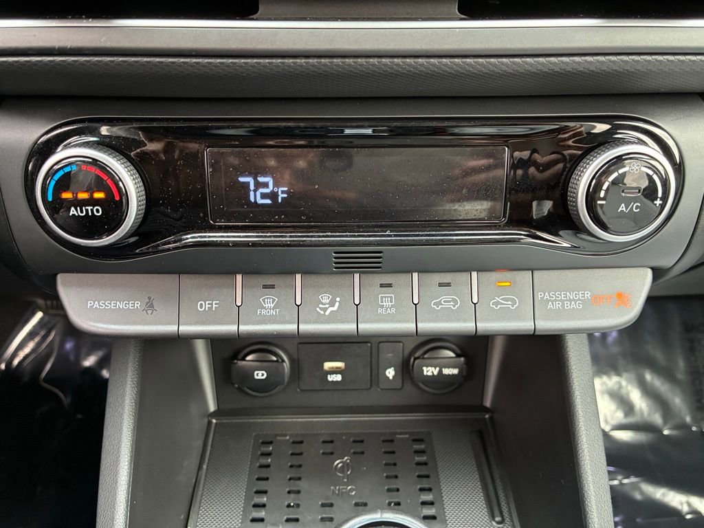 Used 2023 Hyundai Kona Limited image 32