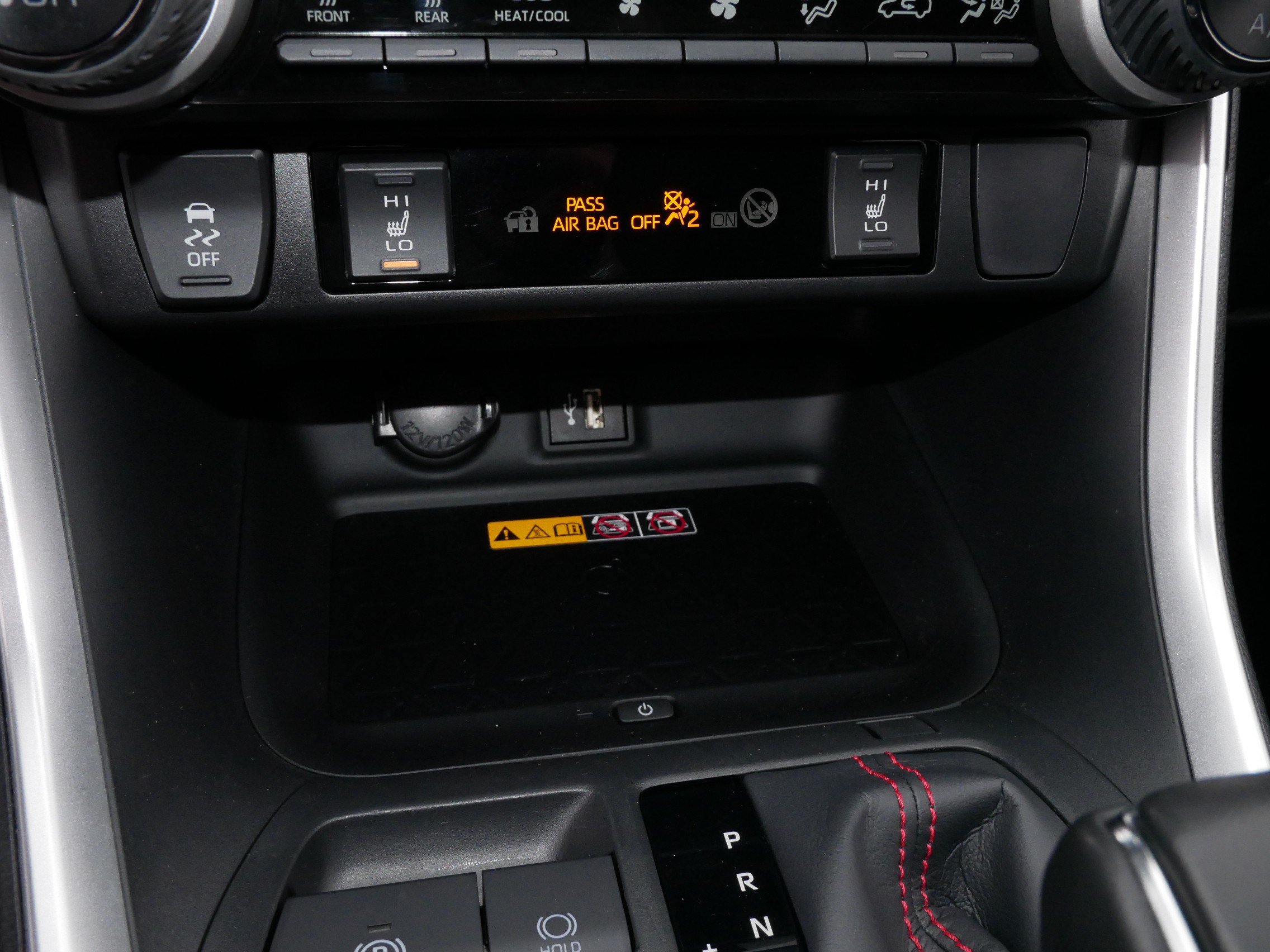 Certified 2025 Toyota RAV4 XSE w/ Weather Package AWD/4WD image 28