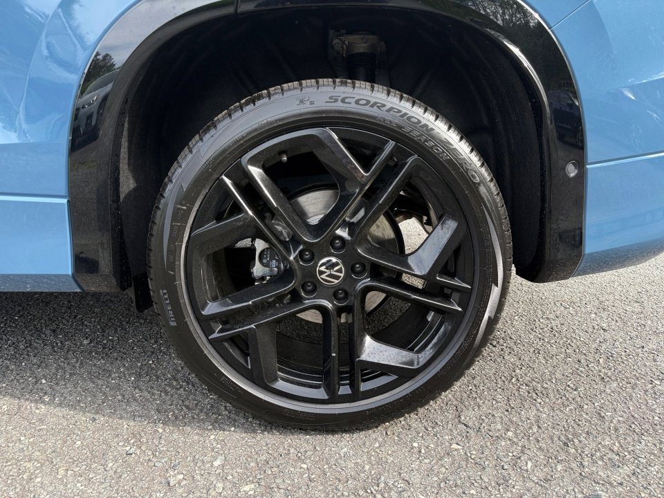 New 2026 Volkswagen Tiguan SE R-Line AWD/4WD image 22