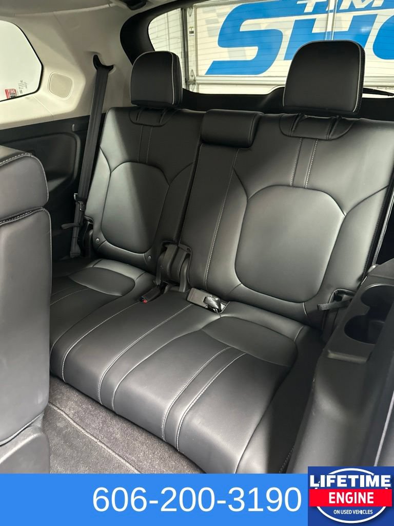 Used 2024 Honda Pilot Elite image 19