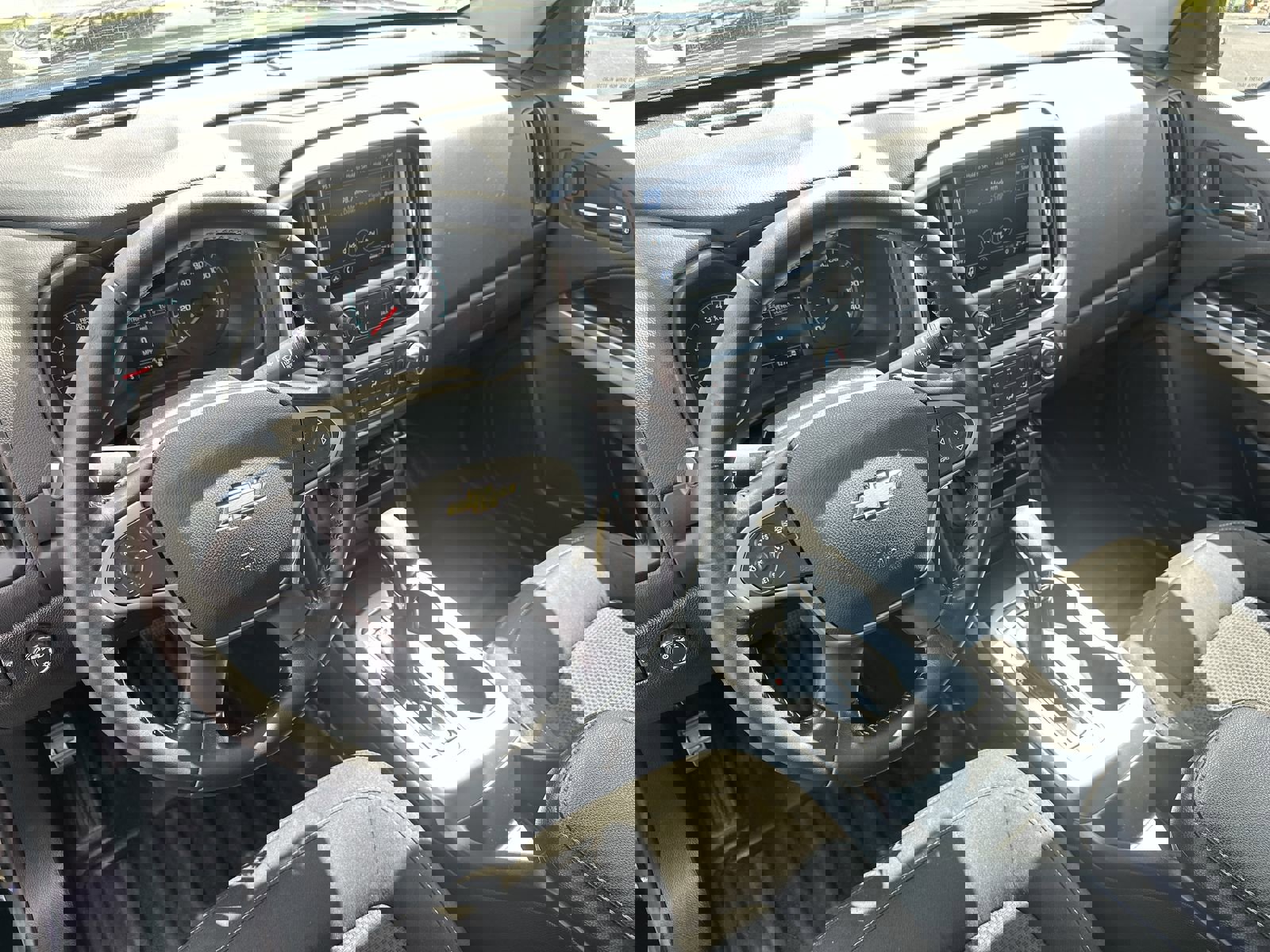 Certified 2022 Chevrolet Colorado LT w/ Fleet Safety Package image 18