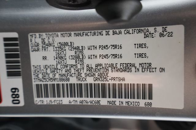 Used 2022 Toyota Tacoma SR5 w/ Technology Package RWD image 33