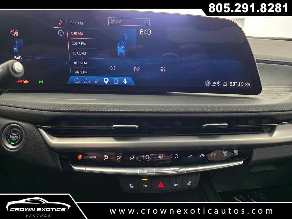 Used 2025 Cadillac XT4 Premium Luxury w/ Cold Weather Package FWD image 26