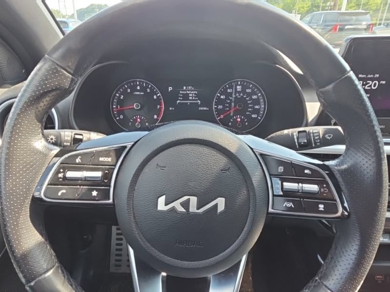 Used 2024 Kia Forte GT-Line FWD image 11