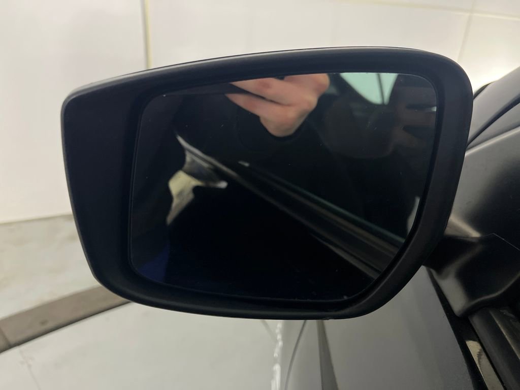 Used 2018 Nissan Versa S Plus image 37