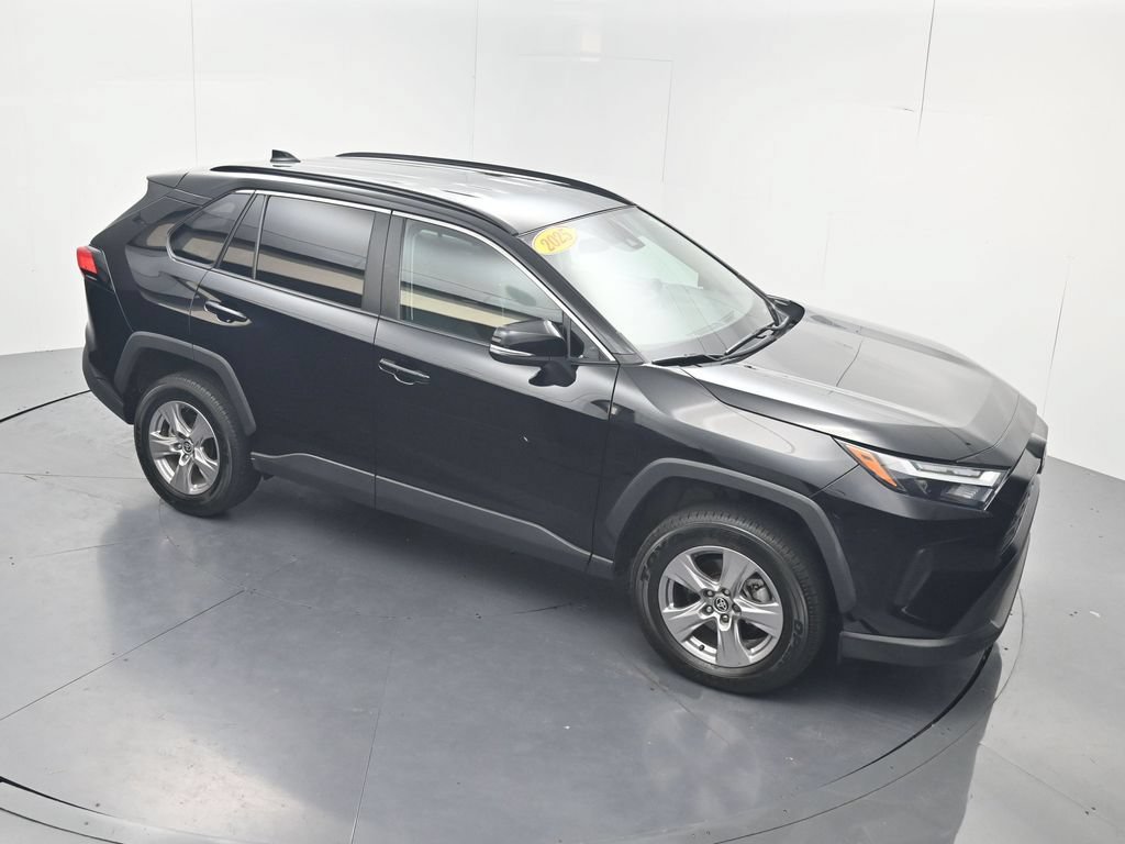 Used 2025 Toyota RAV4 XLE FWD image 54