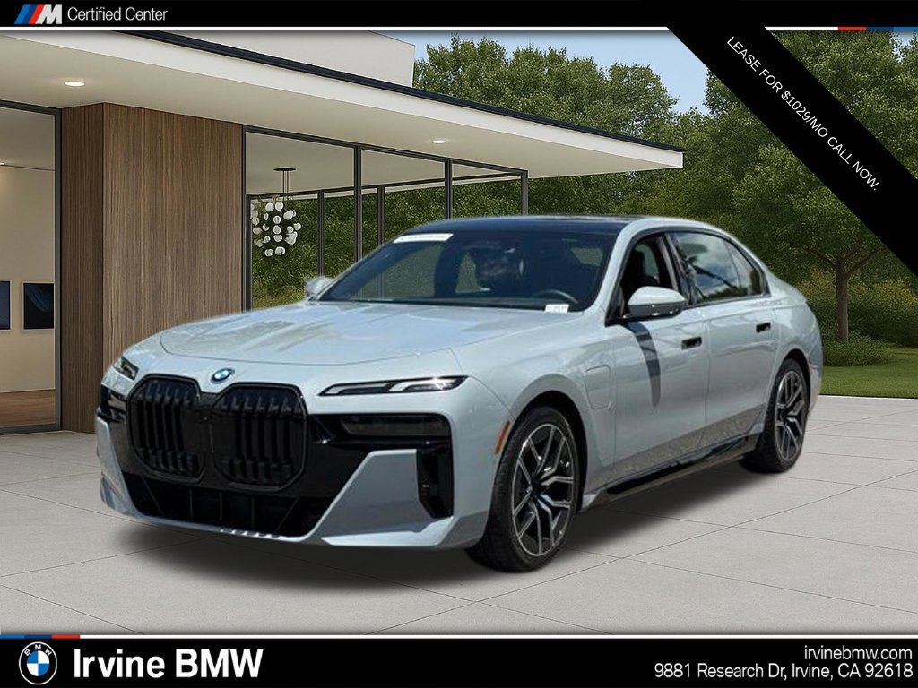 Used 2026 BMW 750e xDrive AWD/4WD image 1