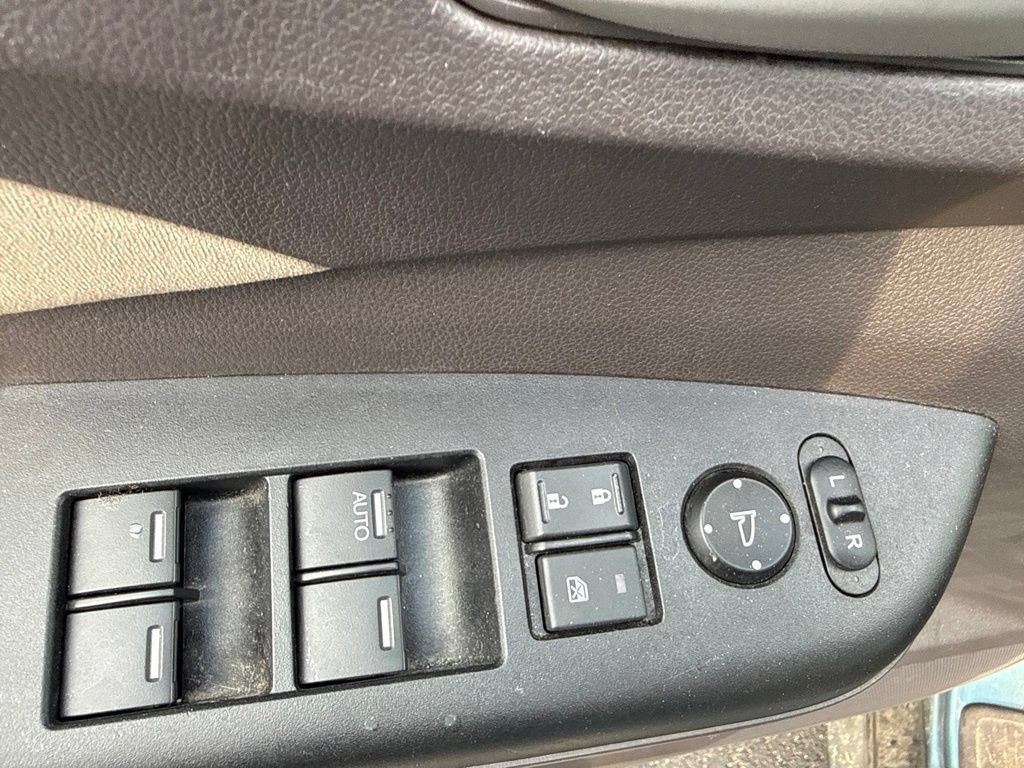 Used 2013 Honda CR-V EX image 17