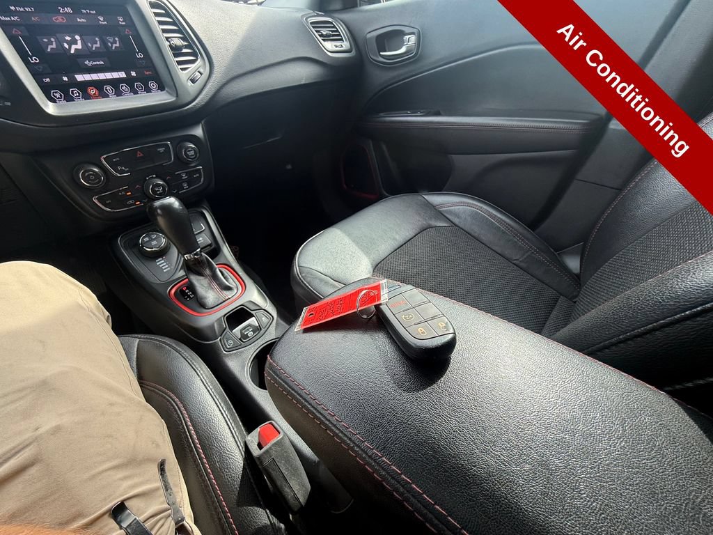 Used 2021 Jeep Compass Trailhawk AWD/4WD image 27