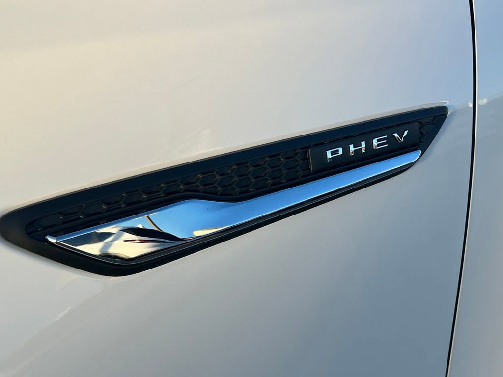 New 2025 MAZDA CX-90 Plug-In Hybrid w/ Preferred image 12