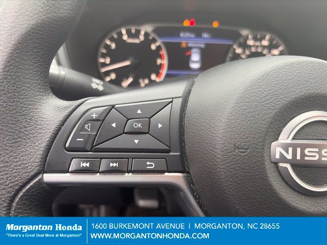 Used 2025 Nissan Altima 2.5 SV FWD image 13