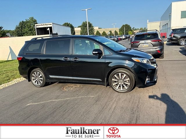 Certified 2018 Toyota Sienna Limited Premium AWD/4WD image 4